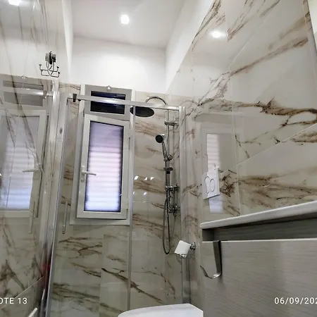 Laviko House Apartment